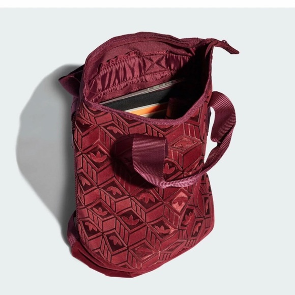 Adidas Red Geometric Backpack - Picture 2 of 11